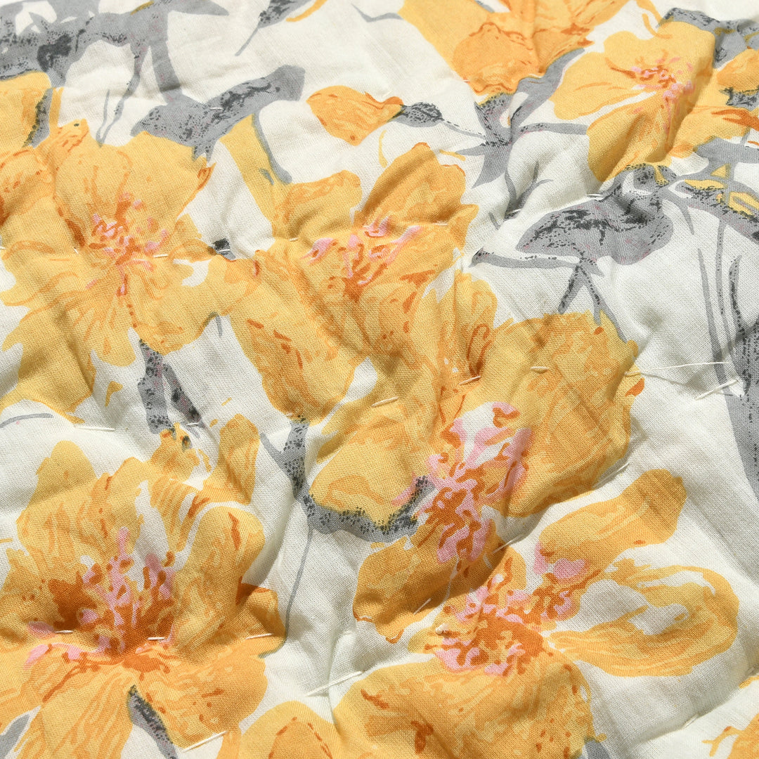 Short Bread Yellow Cotton Quilt