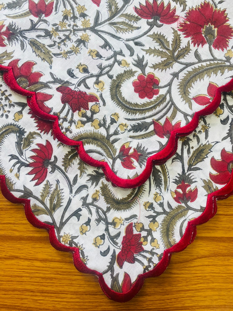 Prune Red, Army Green Scallop Embroidery Napkins