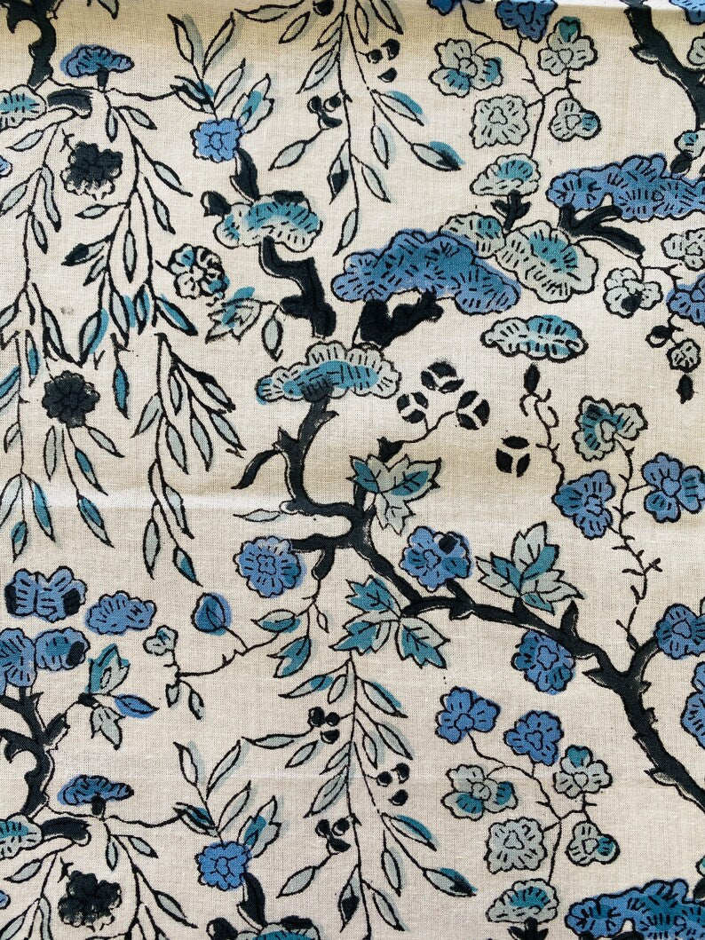 Spruce, Carolina and Powder Blue Scallop Embroidery Napkins