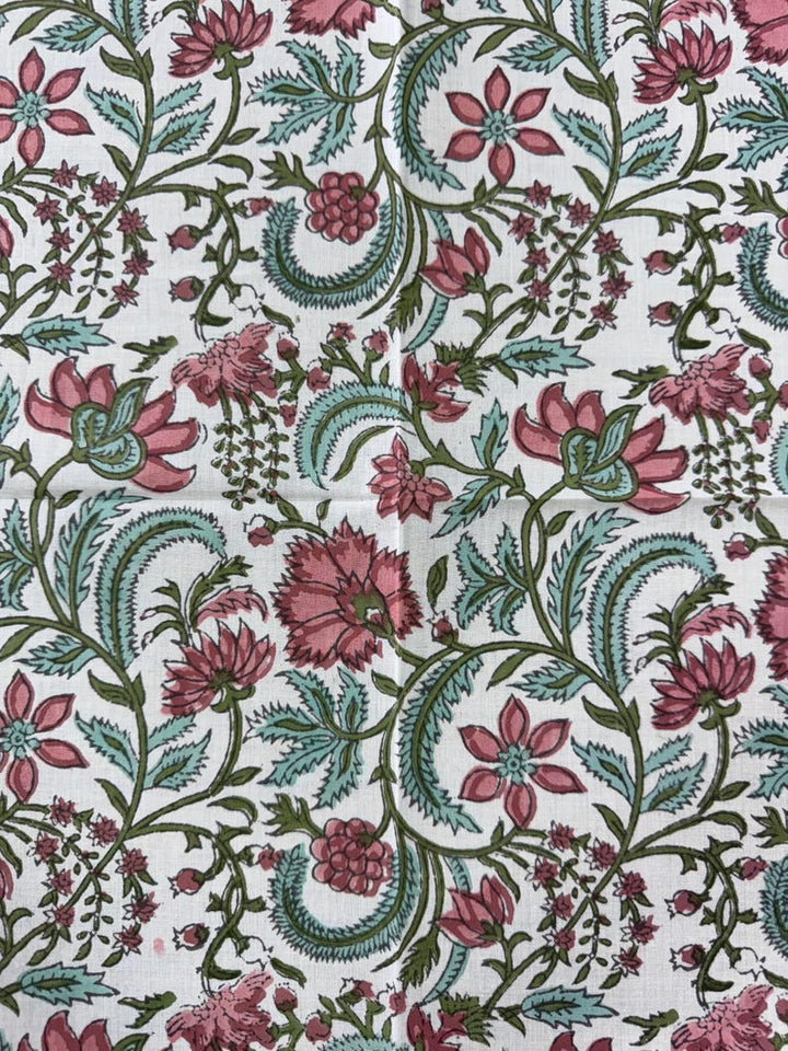 Tulip Pink and Mint Green Scallop Embroidery Napkins