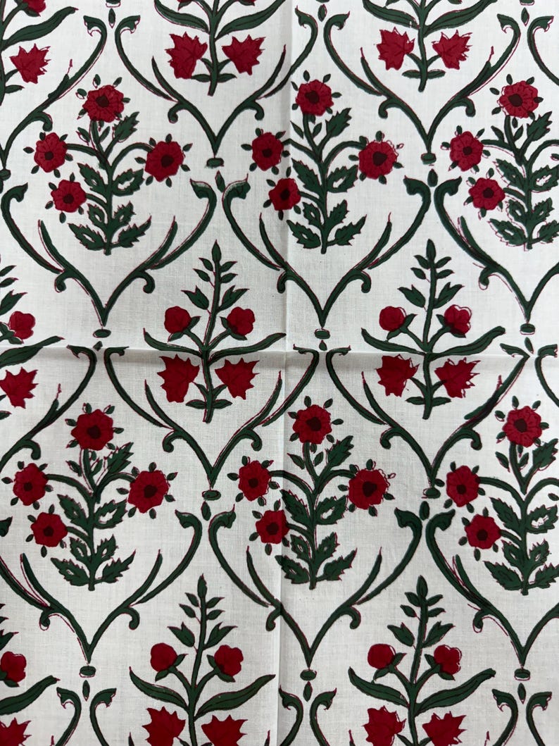 Ruby Red and Emerald Green Scallop Embroidery Napkins