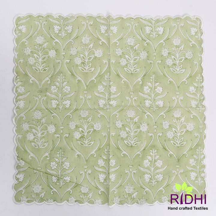 Pear Green Scallop Embroidery Napkins