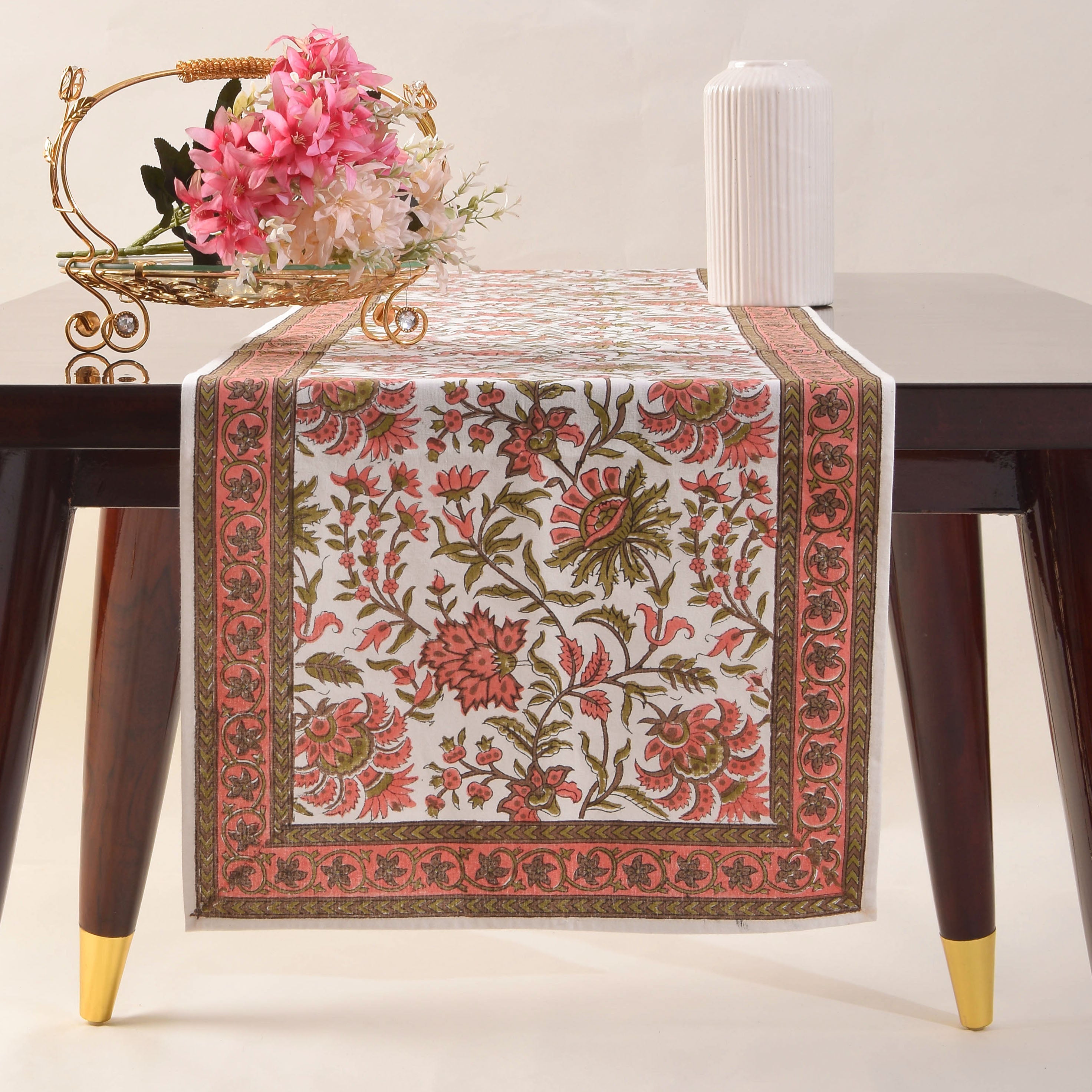 New York Pink Table Runner
