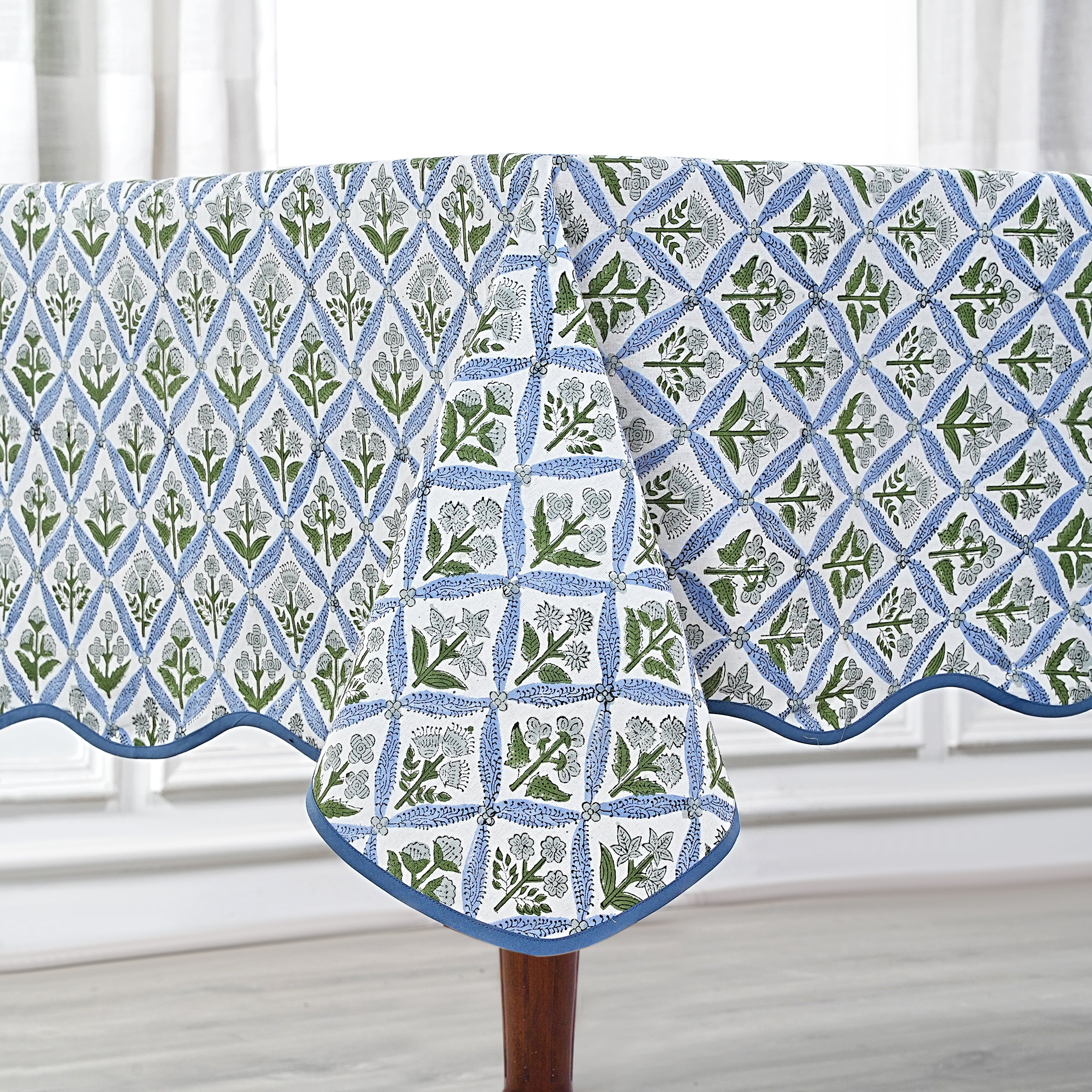 Light Steel Blue with Scallop Piping Tablecloth