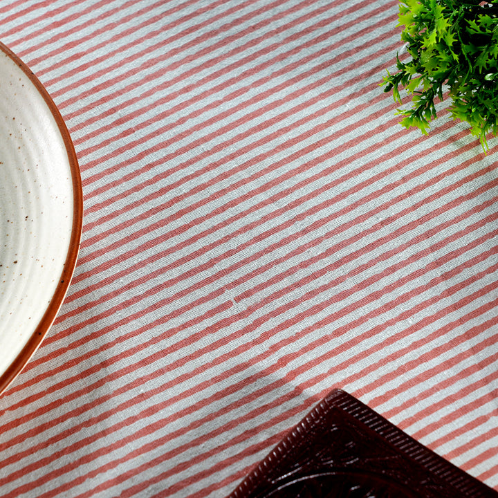 Pink Stripes, Pink Scallop Piping Round Tablecloth