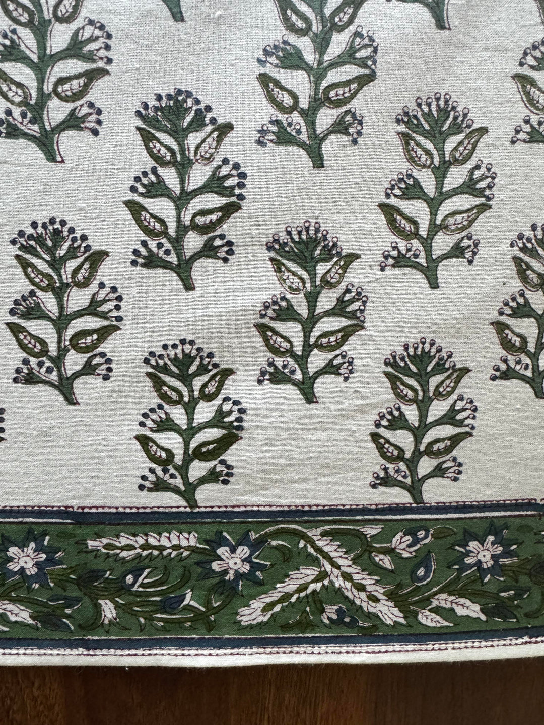 Evergreen Grace Tablecloth Product Image 2