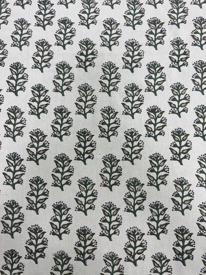 Evergreen Grace Tablecloth Product Image 3