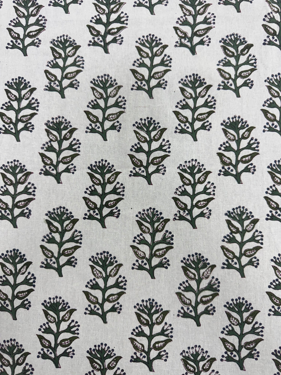 Evergreen Grace Tablecloth Product Image 4