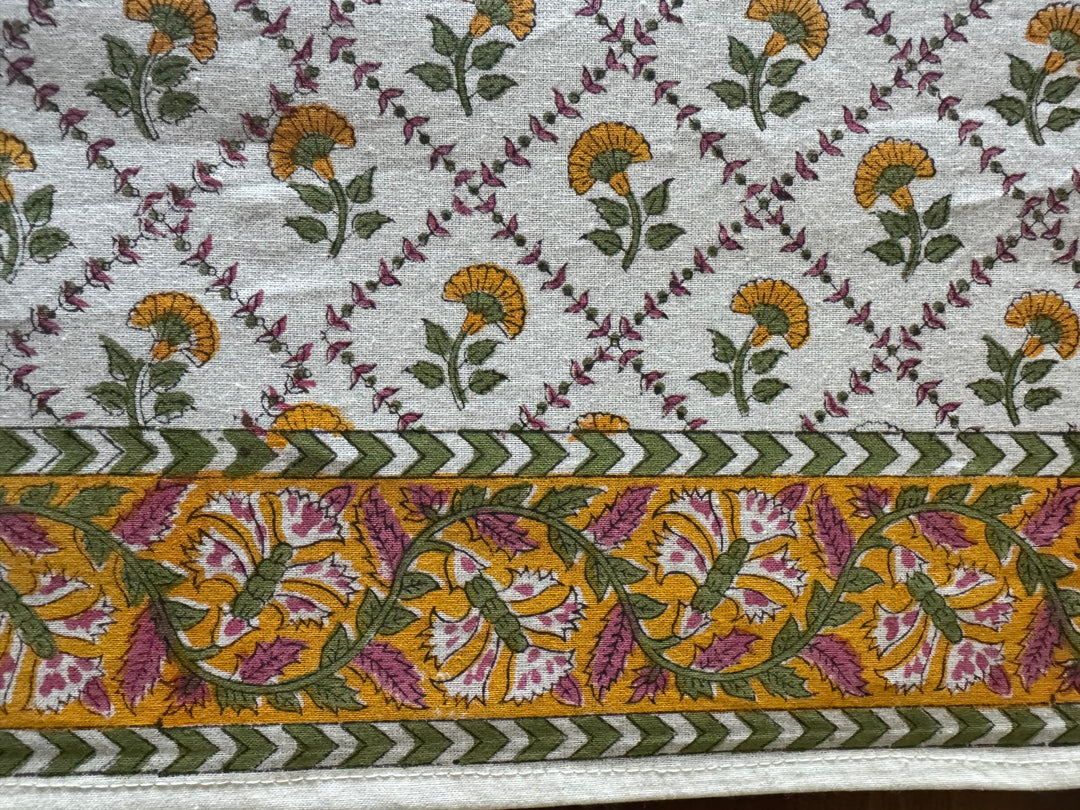 Spring Bloom Tablecloth Product Image 7