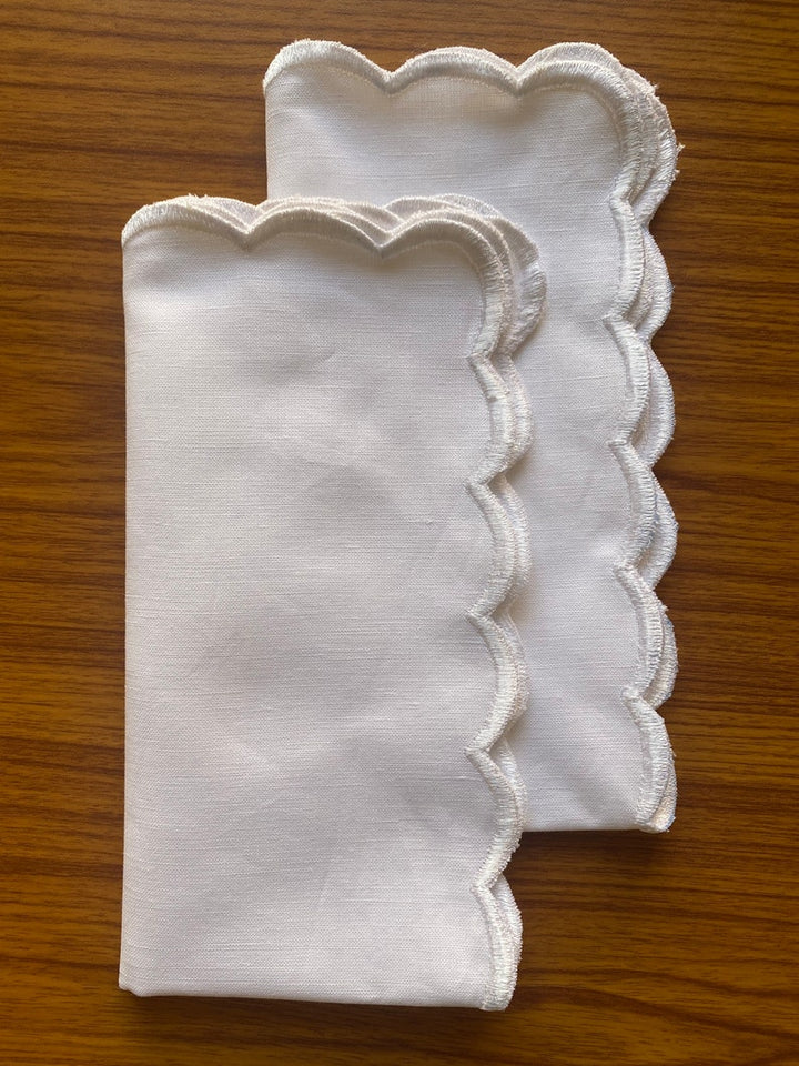 White Pure Indian Linen Embroidery Scalloped Napkins