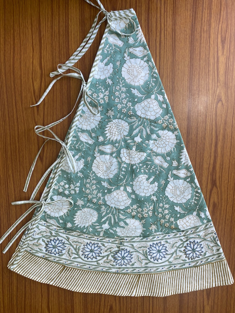 Fabricrush Turquoise and Old Moss Green Indian Floral Hand Block Printed Cotton Cloth Christmas Tree Skirt, Farmhouse Outdoor Home House Farmhouse, Gift for her, gifts