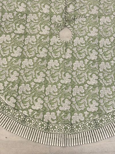 Fabricrush Sage Green and White Indian Floral Hand Block Printed Pure Cotton Cloth Christmas Tree Skirt with Border, Holiday Farmhouse Christmas Party