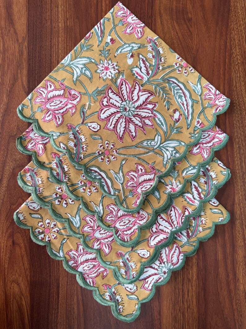 Biscotti Yellow Scallop Embroidery Napkins