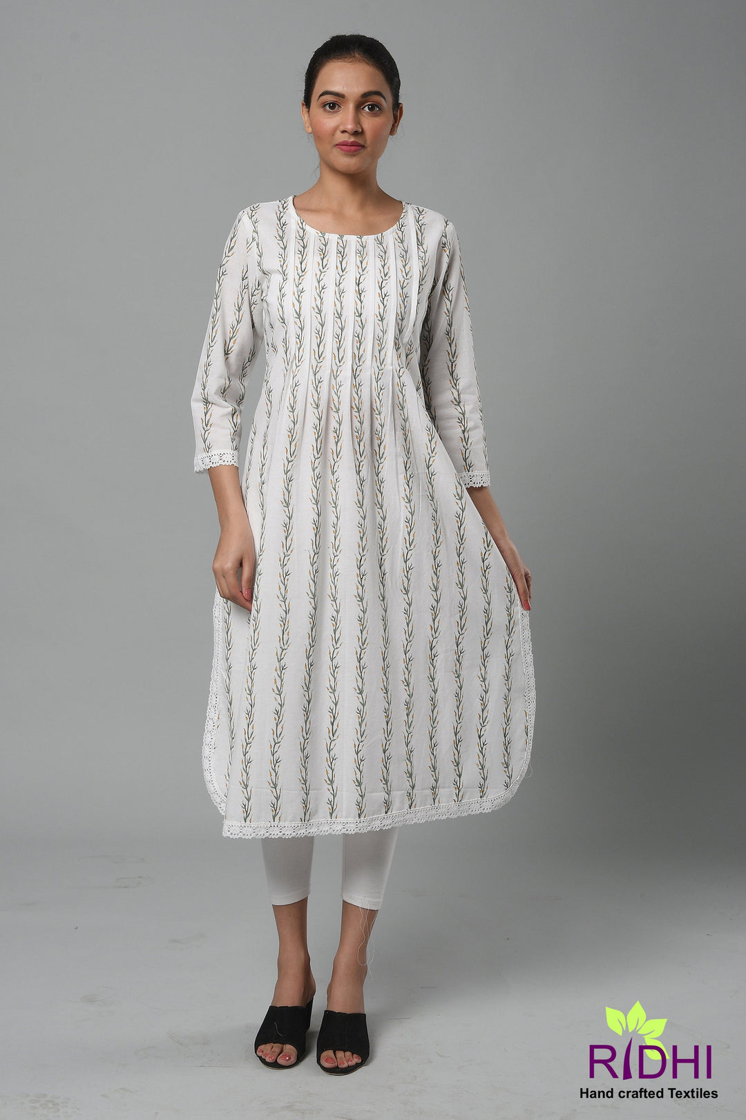 Long Kurti Tunic ,Bridesmaid dress, Gift for her, Gift for Mom, Pleated Top, Top with Lace, Summer Dress, India Block Print Top